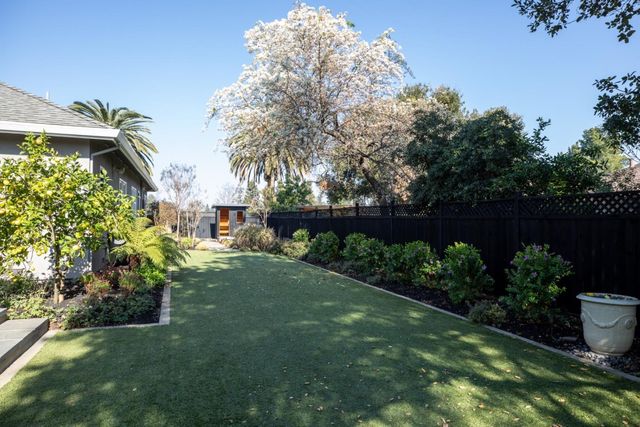 520 E Edith Avenue, Los Altos, CA 94022