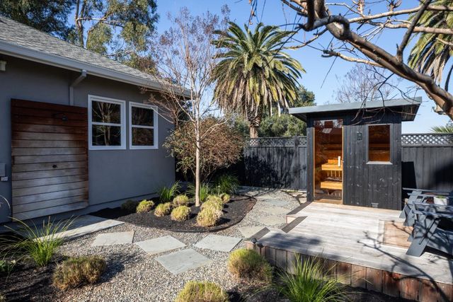 520 E Edith Avenue, Los Altos, CA 94022