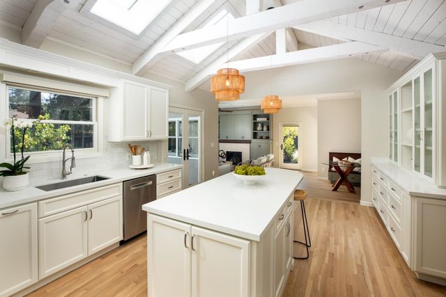 520 E Edith Avenue, Los Altos, CA 94022