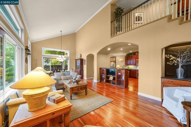 814 Chert Pl, Clayton, CA 94517
