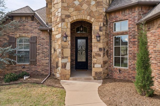 3001 Allie Drive, Edmond, OK 73012