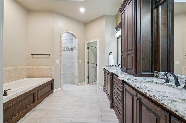 3001 Allie Drive, Edmond, OK 73012