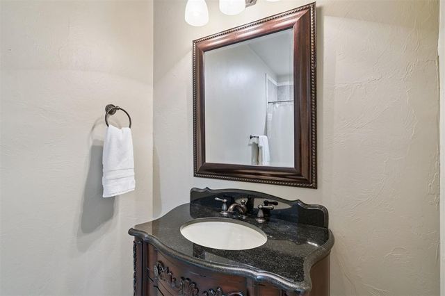 3001 Allie Drive, Edmond, OK 73012