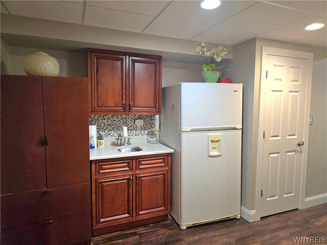 98 Hickory Hill Road, Amherst, NY 14221