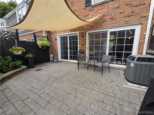 98 Hickory Hill Road, Amherst, NY 14221