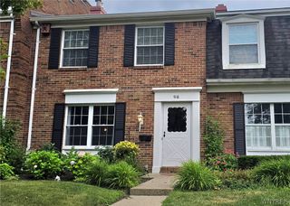 98 Hickory Hill Road, Amherst, NY 14221