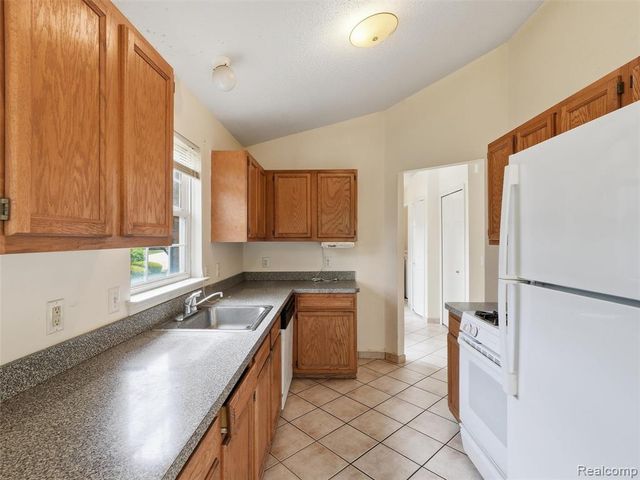 349 Daniel Avenue, Westland, MI 48186