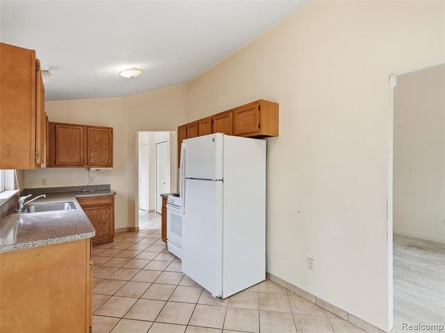 349 Daniel Avenue, Westland, MI 48186