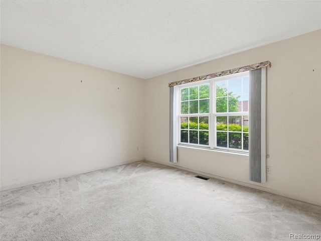 349 Daniel Avenue, Westland, MI 48186