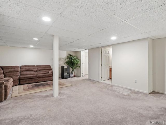 349 Daniel Avenue, Westland, MI 48186