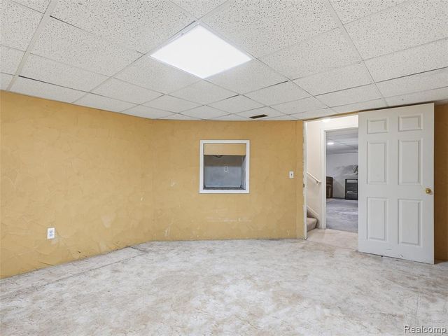 349 Daniel Avenue, Westland, MI 48186