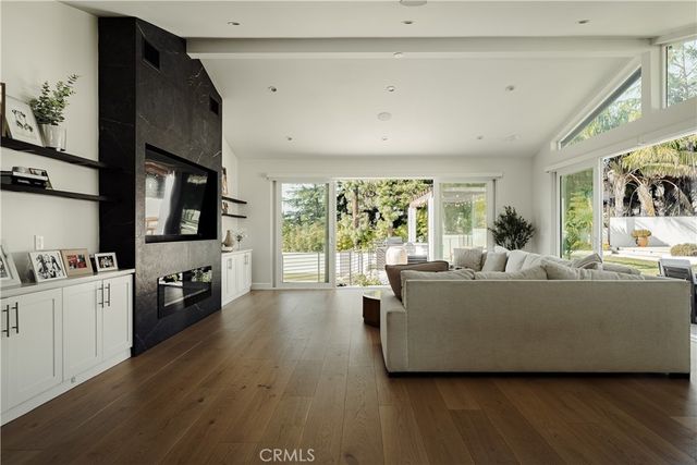 5129 New York, La Crescenta, CA 91214