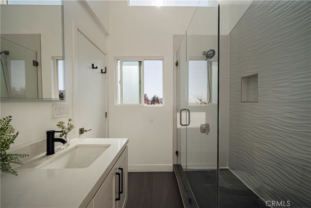 5129 New York, La Crescenta, CA 91214