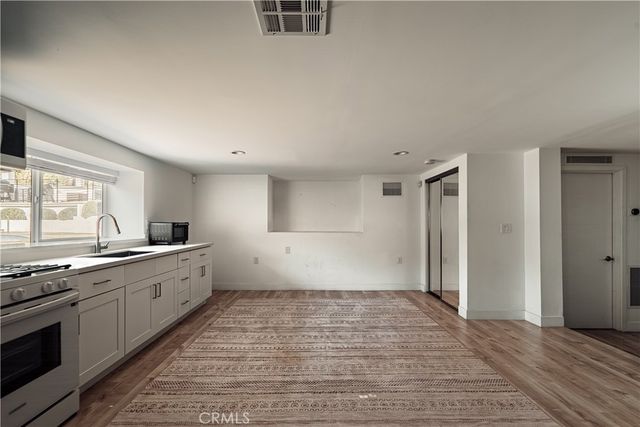 5129 New York, La Crescenta, CA 91214