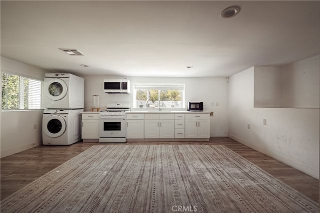 5129 New York, La Crescenta, CA 91214