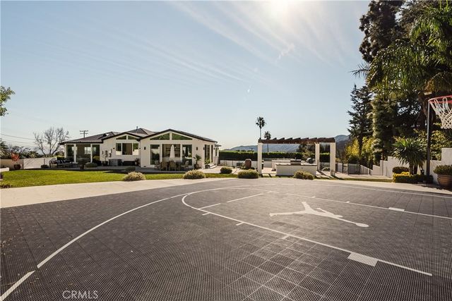 5129 New York, La Crescenta, CA 91214