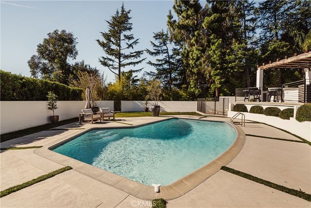 5129 New York, La Crescenta, CA 91214