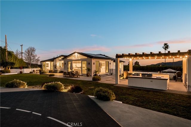 5129 New York, La Crescenta, CA 91214