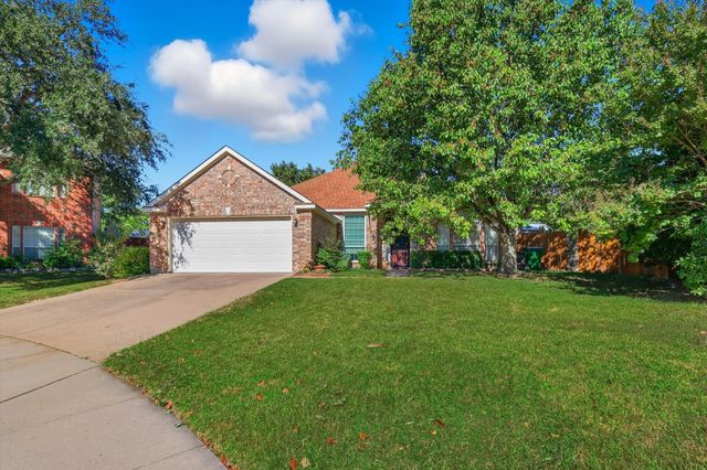 5001 Blanco Drive, Haltom City, TX 76137