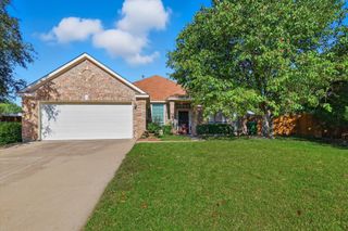5001 Blanco Drive, Haltom City, TX 76137