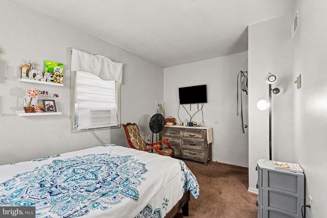 1241 RIVERVIEW RD, Dauphin, PA 17018