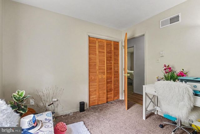 1241 RIVERVIEW RD, Dauphin, PA 17018