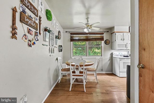 1241 RIVERVIEW RD, Dauphin, PA 17018