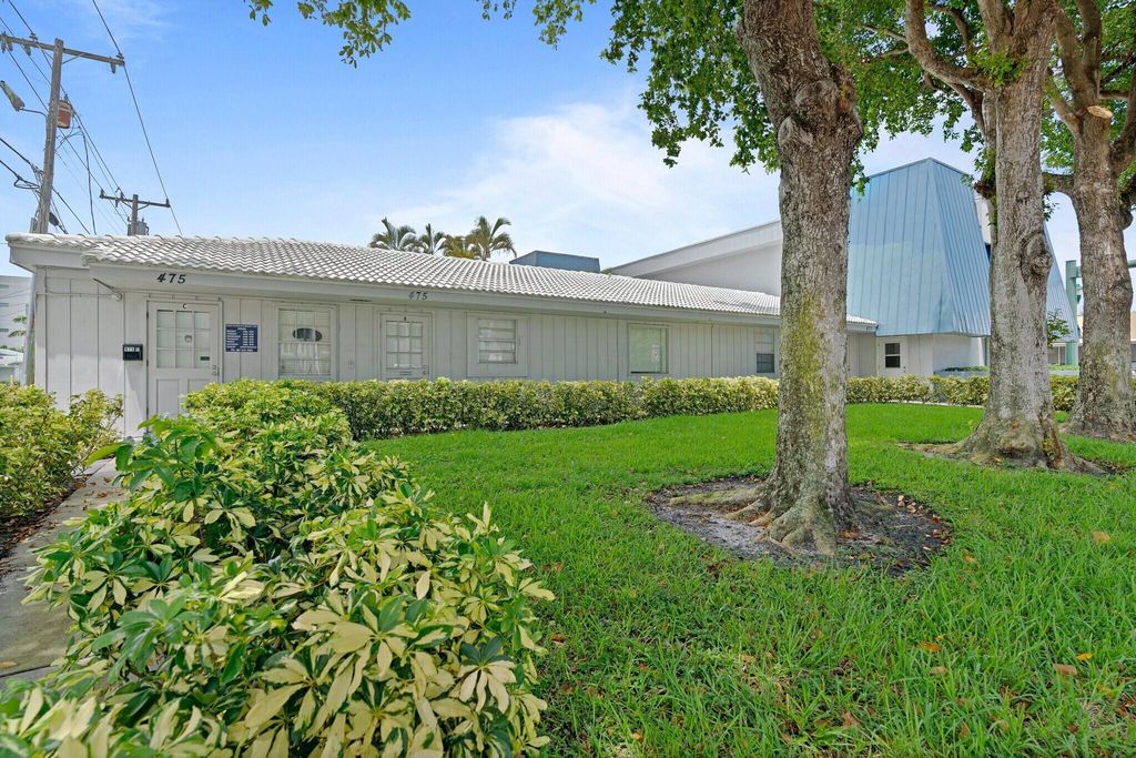 Image 1 of property listing at 475 NE 1st Street, Delray Beach, FL 33483