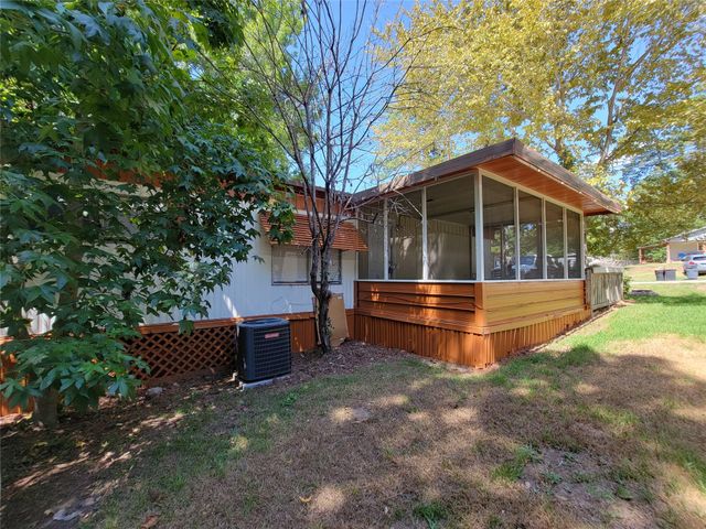 14245 E Ravine, Willis, TX 77318