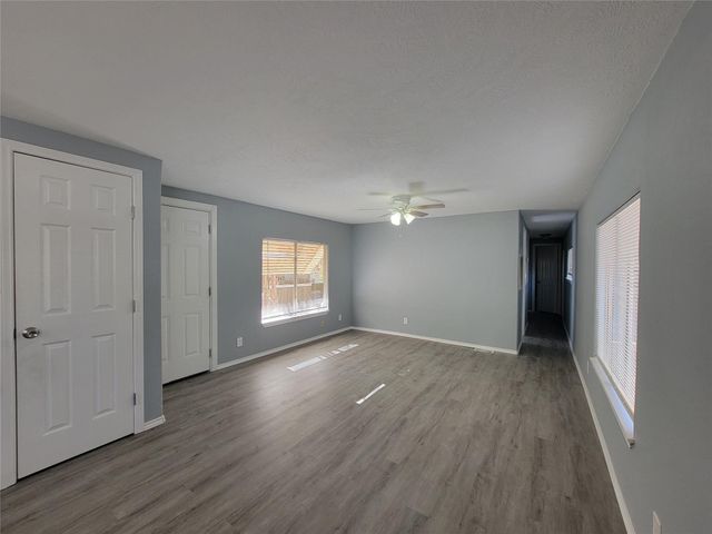 14245 E Ravine, Willis, TX 77318