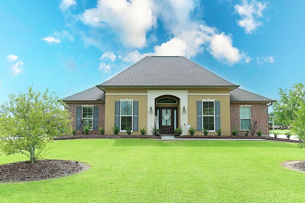 1024 Hwy 20 Highway, Thibodaux, LA 70301