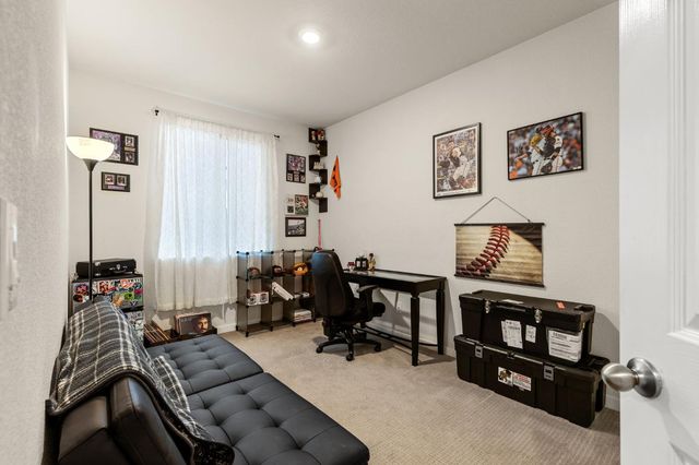 5702 Seedling Way, Linda, CA 95901