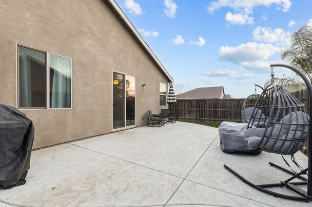 5702 Seedling Way, Linda, CA 95901
