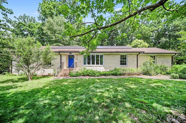 118 Lutomma Circle, Charlotte, NC 28270