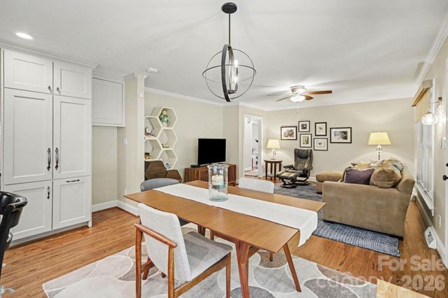 118 Lutomma Circle, Charlotte, NC 28270