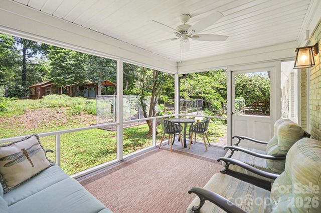 118 Lutomma Circle, Charlotte, NC 28270