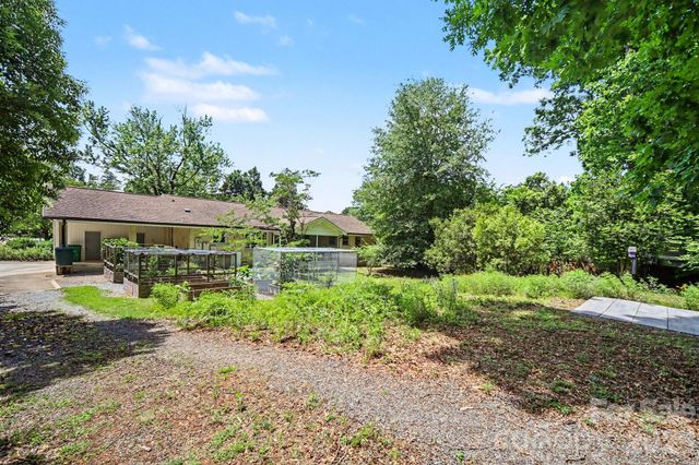 118 Lutomma Circle, Charlotte, NC 28270