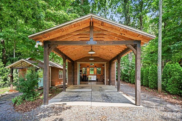 118 Lutomma Circle, Charlotte, NC 28270