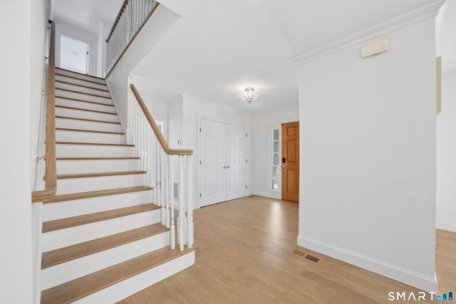 97 Meadowpark Avenue North, Stamford, CT 06905