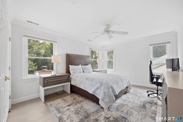 97 Meadowpark Avenue North, Stamford, CT 06905
