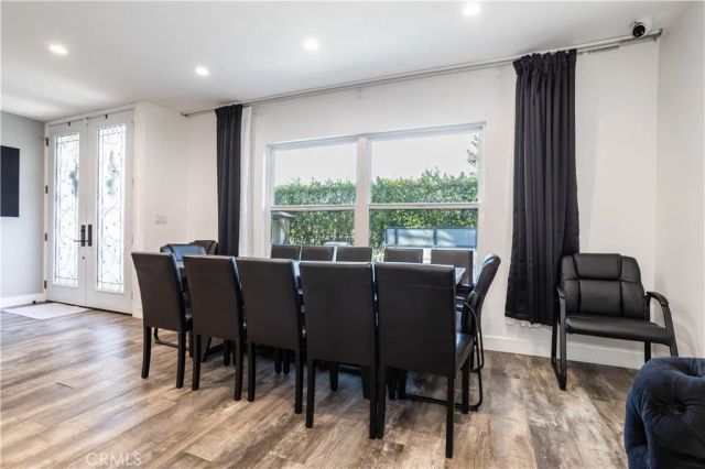 6424 Densmore, Van Nuys, CA 91406