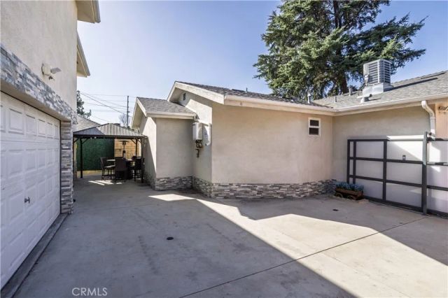 6424 Densmore, Van Nuys, CA 91406