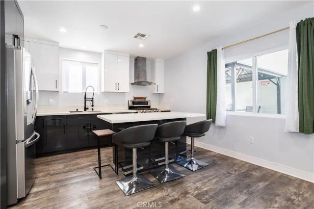 6424 Densmore, Van Nuys, CA 91406