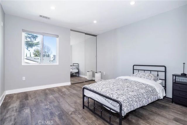 6424 Densmore, Van Nuys, CA 91406