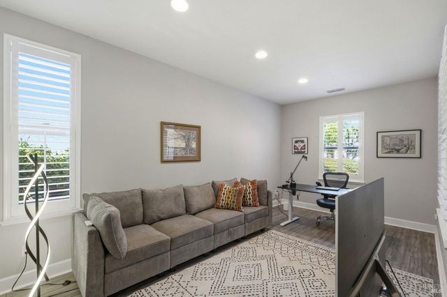 925 Pinot Noir Way, Windsor, CA 95492