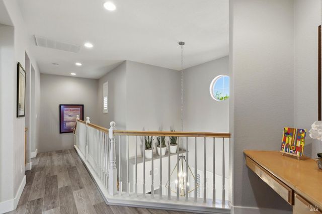 925 Pinot Noir Way, Windsor, CA 95492