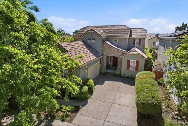 925 Pinot Noir Way, Windsor, CA 95492
