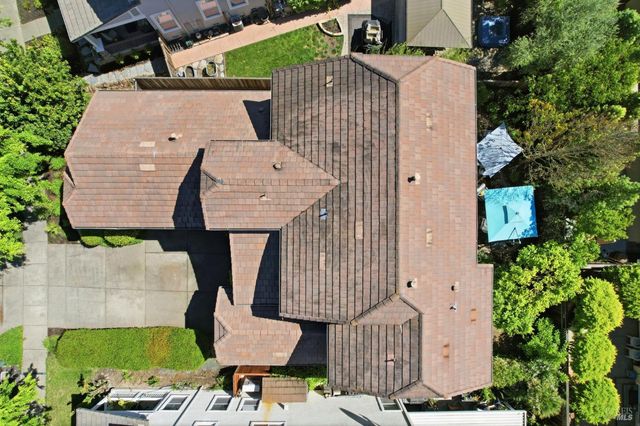 925 Pinot Noir Way, Windsor, CA 95492