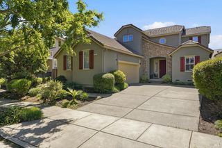 925 Pinot Noir Way, Windsor, CA 95492