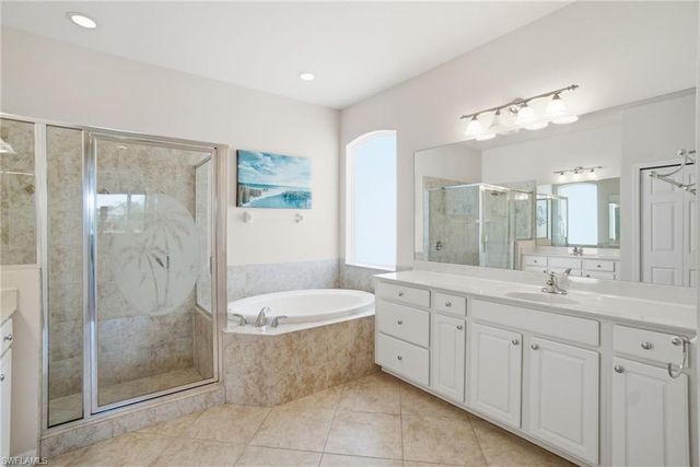 9129 Spanish Moss WAY, Bonita Springs, FL 34135